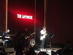-TZ House音乐现场(来福士中心店)