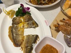-79号渔船海鲜饭店(宝安店)