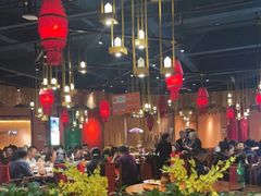 大堂-老滇山寨•云南特色菜•地方菜•民族风情歌舞表演(金碧店)