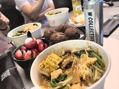 -W COLLECTIVE  DESSERT SHOP