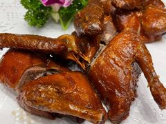 妙龄乳鸽-香山家宴