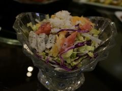 鲜果蟹肉沙拉-院落创意菜