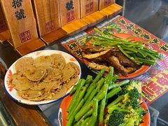 -矮子粉店1985·长沙米粉(湘春路店)