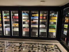 -浅深(世茂滨江精品店)