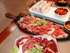 -苗阿哥酸汤牛肉火锅(体育场店)