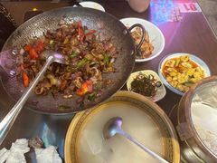 -富正毅三下锅·湘西韵味(天门山索道店)