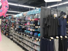 -迪卡侬(高新万达店)