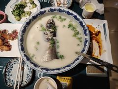 -南京金牛湖巨碗鱼头