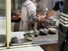 -正宗杨记普洱酸醋米线(总店)