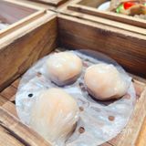 从价格到环境都十分接地气的点心餐厅。酥皮叉烧包