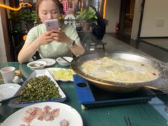 -颜氏双江清水鱼一养身火锅(磁器口店)