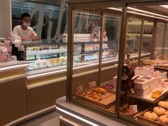 面包甜点陈列柜-爱纶(华南广场店)