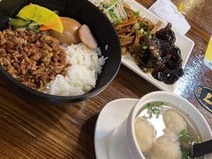 -台南擔仔面·卤肉饭(老虹井路店)