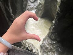 -蝶舞清江·恩施地心谷景区