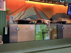 -星巴克(上海虹桥站2A检票口)