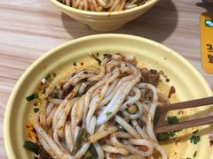 -吴佳拌米粉(川大店)