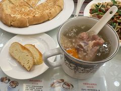 -汗腾格里·风味餐厅(新疆驻京办店)