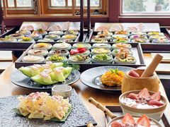 -桥香园过桥米线(国贸店)