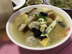 -侬佳蒸菜馆(听潮店)
