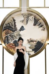 -Lady  Jane高端婚纱礼服馆