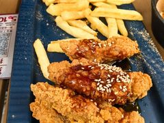 -必胜客(上海华谊新所店)