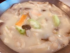 -万龙洲海鲜(大兴绿地缤纷城店)