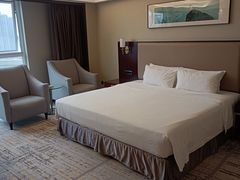 -华雅花园大酒店