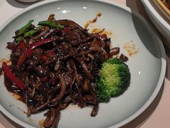 -八府香鸭·啫啫煲(华山路店)