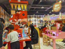 -哈尼鹿儿童乐园(长沙梅溪湖步步高店)