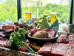 -炼火烤肉店