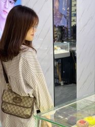 -In Style Hair Salon