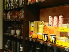 零售区-星巴克(广州淘金路店)