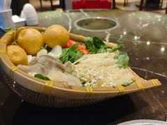 -金陵饭店 56F 家·海鲜火锅餐厅