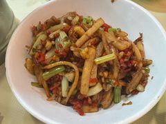 酸萝卜牛肚丝-笨罗卜浏阳菜馆(龙华鹏润达店)