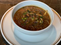 沙蒜烧豆面-新荣记(BFC外滩金融中心店)