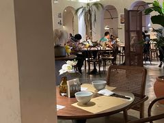 -来龙里 精致 东南亚餐室(万象城店)