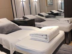 包房-见康道莱•足浴按摩•艾灸•SPA(友谊店)