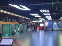 -极限PLAY运动娱乐新世界·团建派对潮玩休闲馆·室内蹦极高空游乐园