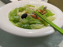 -峨嵋酒家总店(车公庄店)