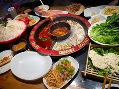 -宽巷子成都火锅(南站店)