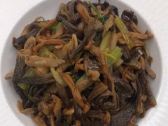 -新丁香海鲜酒店(银海商贸城店)
