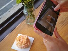 -潮一不贰·法式甜品·生日蛋糕·西式简餐(外滩店)