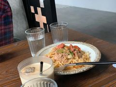 小番茄金枪鱼意面-咖啡·湖(德清店)