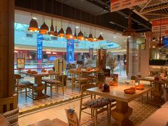 大堂-谷丽麦馕新疆菜·清真(步步高梅溪新天地店)