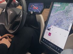 -TESLA 特斯拉(郑州正弘城体验店)