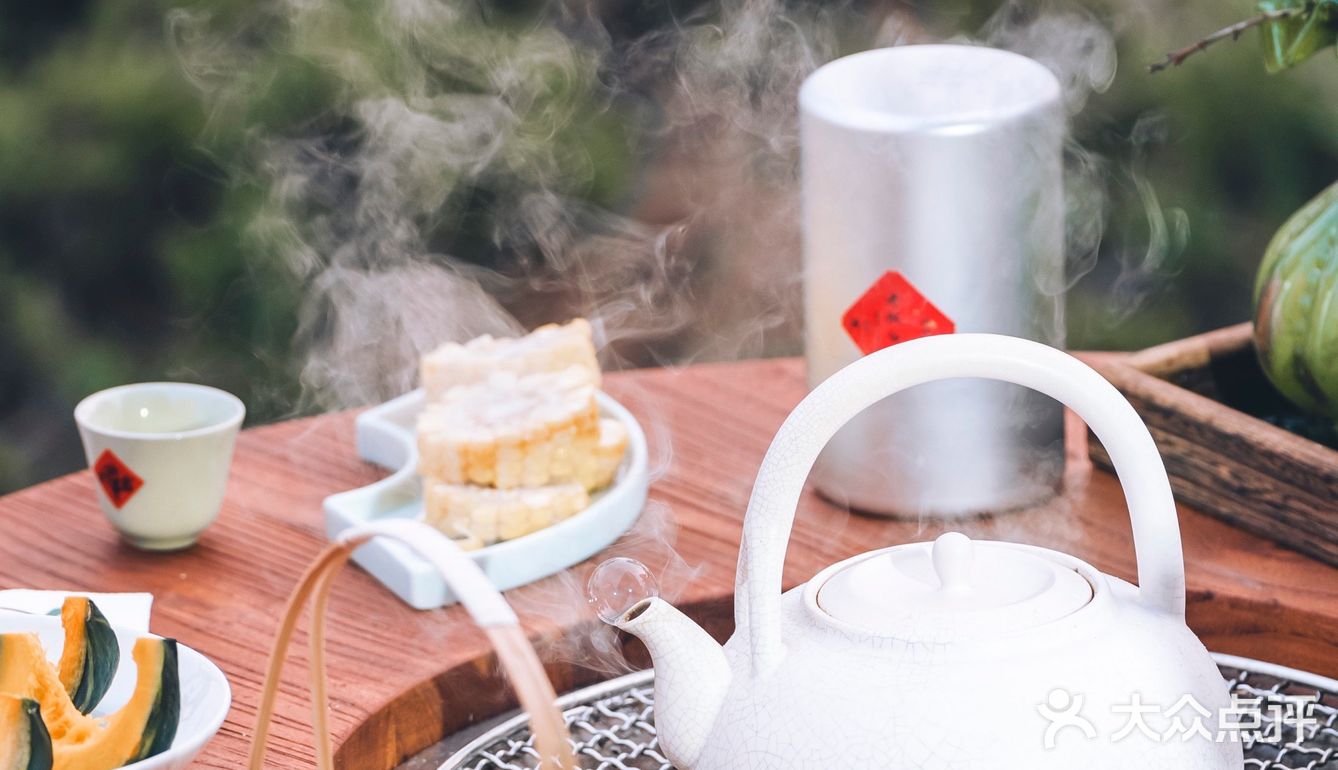 来体验3600年后城墙里的围炉煮茶