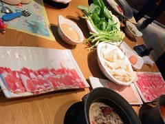 -呷哺呷哺(融创茂店)