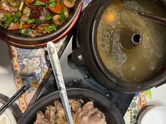 -云海肴·汽锅鸡·云南菜(天山百盛优客店)