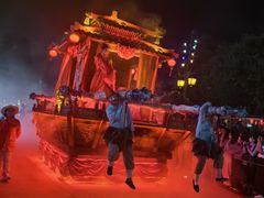 -七彩云南欢乐世界