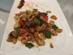 生蒜片爆和牛粒-广州酒家(昌岗地铁站店)